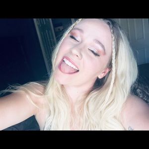 Meet your Posher, Chloey